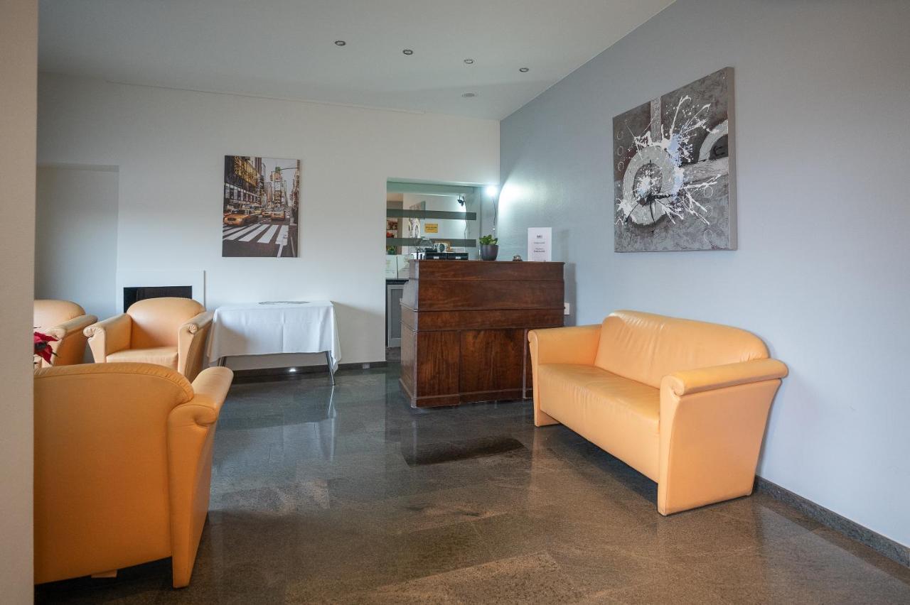 Anna's Place Hotel