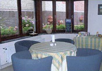 Hotel Anna's Place 2*